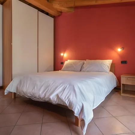 Mansarda Sole E Apartment Lierna