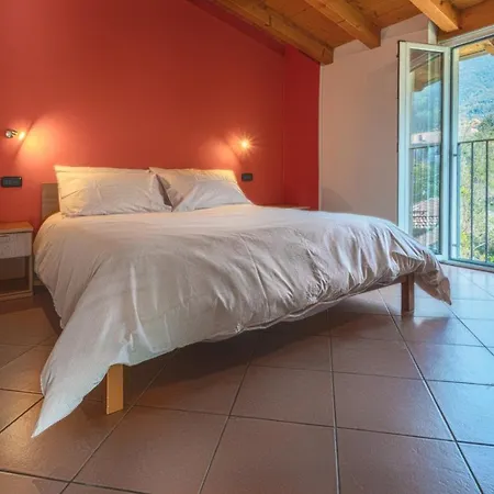 Mansarda Sole E Apartment