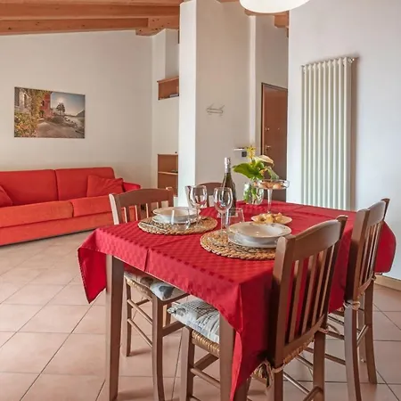 Apartment Mansarda Sole E