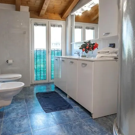 Mansarda Sole E Apartment *